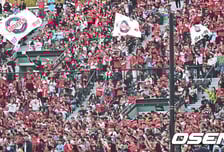 '팬퍼스트' 롯데, 티켓 예매 최대 3주 앞당겼다…사직야구장 좌석 2만2669→2만3200석 확대