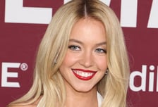 '너 호동생이야?' 할리우드 여신, 리스본서 외친 '호우'..."내 최애는 호날두"