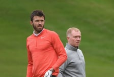 "그에겐 특별한 뭔가가 있다" 맨유 전설, '동료' 캐릭 감독 향해 독설 조소