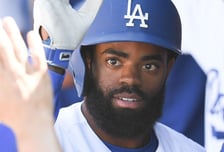 '감동' 이래서 다저스가 최고인가, 노숙자 전락한 선수를 8년째 챙기다니…"보험 혜택 끝났지만 계속 돕는다"