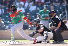 "강력한 타선이 강점" 멕시코, 영국 8-2 완파 첫승 신고…118홈런 강타자 쐐기타 나왔다 [WBC]