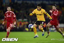 복귀골→울버햄튼 탈출골 되나.. '교체 투입 후 시즌 3호골' 황희찬, 부상 슈퍼카 논란 딛고 리버풀전 존재감 폭발