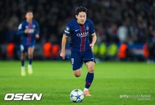 “이강인 왜 또 선발 아냐?” 프랑스 팬들 집단 분노-PSG 패배 부른 선택…이강인 벤치 논란 커졌다