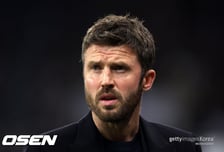 "캐릭 체제 맨유, 너무 형편 없어서 기분 좋게 놀랐다" EPL 최다골 전설의 헛웃음