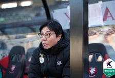 '극적 무승부' 대전 황선홍 감독, "만족할 경기는 아니었지만 소중한 승점 챙겼다"[부천톡톡]