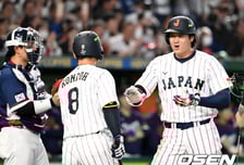 스즈키-오타니-스즈키-요시다...공포의 빅리그 파워인가, 홈런 4방으로 5-3 역전 '한국 마운드 대폭격' [오!쎈 도쿄]