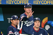 "체코전에서 굉장히 좋아 김영규가 끊어줄 거라 믿었다" 류지현 감독, 7회 승부처 투수 교체 설명하다 [일문일답]