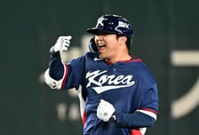 와! 오타니 제치고 타점 1위, 307억 거포 안 그립다…"어떻게든 잡으려고" 수비 투혼까지, 대표팀 '보물' 맞다