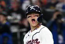 "김도영의 초대형 홈런에 도쿄돔이 술렁였다" 日언론도 완전 감탄 [WBC]