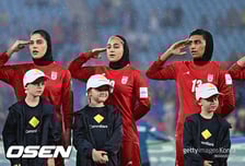 “반역자들 귀국하면 총살하겠다!” 전쟁 중 엄포…이란 선수들 어쩌나, 생사도 모르는 가족들 품으로