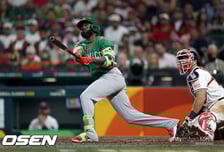 "엿이나 먹어라" 60홈런 포수 악수 거절→올스타 외야수 맹비난, WBC에서 시애틀 선수들끼리 갈등