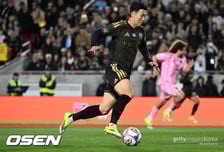 '7회 슈팅 1어시스트' 집중 견제 속에서도 '존재감' 보여준 SON...팀은 1-1 무승부