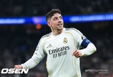 '발베르데 해트트릭' 레알, 체급으로 눌렀다...맨시티에 3-0 완승→8강 진출 유력