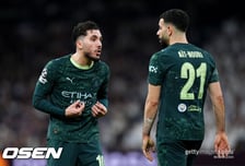 '무승부' 뉴캐슬-아스날 빼고 전패...'세계 최고'라는 프리미어리그, UCL서 고전