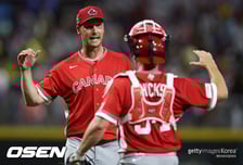 '롯데 출신' WBC에 없다고? '비운의 외인' 다익손 미친 역투…3이닝 퍼펙트→캐나다 사상 첫 WBC 8강 발판