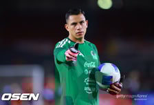 '한국 조별리그 상대' 멕시코, 주전 GK 아킬레스건 파열.. 손흥민 슛에 망연자실 GK 6번째 월드컵 나서나