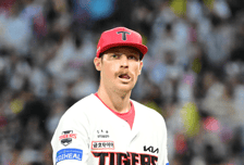 올러 KKKKK 3이닝 퍼펙트→4회 8득점 타선 빅뱅, KIA 첫 승...SSG 베니지아노 4실점, 루키 김민준 2이닝 1실점 [오!쎈 광주]