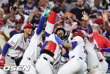 ‘4G 13홈런 41득점 대폭발!’ 도미니카, 역대 1R 최다홈런 신기록…이 미친 타선을 우리가 만난다니