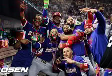 '이변 기대했지만' 또 홈런 맞고 ‘콜드게임 패배’ 충격…몸값 4556억 핵타선, 역시 버거웠다