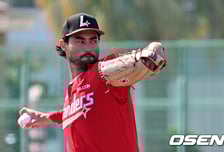 화이트데이에 화이트 vs 화이트, KKKKKKKKKKKKKKK 명품 투수전 “재밌는 경기해 기쁘다” [오!쎈 대전]