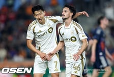 ‘손흥민이 2선 공격수?’ 이해하기 어려운 감독의 결정…손흥민 6경기 연속 골 침묵