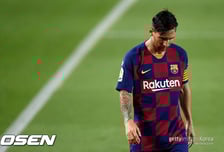 “메시, 수십 통의 문자 다 씹었다!” 바르사 회장 선거의 ‘침묵 시위’… 마이애미로 쏟아진 구애, 돌아온 건 차가운 외면