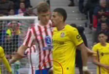 세상에 이런 일이! "가족 걸고 실수였다" 상대 성기 '꼬집', 성추행 퇴장은 처음 보네..."30년 전 축구" 맹비판