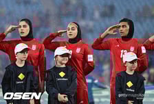 '가족 살해 협박 의혹' 이란 여자대표팀, 망명 대신 '귀국'