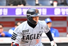 'FA 1억원→2군 캠프→시범경기 첫 선발' 손아섭, 2618안타 베테랑 관록 어디 가나…2루타-2루타 '타격감 과시' [오!쎈 대전]