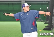 마당쇠 후보였던 롯데 박진, 18일 토미존 수술 진행...시즌 아웃 확정, 2027년 바라본다 [오!쎈 부산]