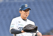 추워서 살살 던졌는데도 못쳤다...4⅔ 무실점 구창모 클래스, 이호준 "시즌 완주로 한 번 넘어서 달라" [오!쎈 창원]