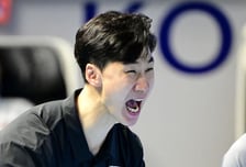 '미쳤다, 감독 사퇴 후 14승 4패' 우리카드, 2년 만에 PS 극적 진출...“앞으로 더 무서워질 것” 자신감 폭발