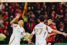'7G 연속 무득점' 2선 배치 손흥민, 유효 슈팅 0...LAFC는 '92분' 극장골로 2-1 역전승→CONCACAF 챔피언스컵 8강행