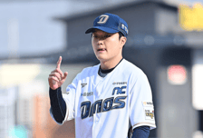 'KKK-병살' 연이틀 KIA 울린 156km 뉴필승맨, 낙폭 큰 변화구에 연투도 OK...이호준 감독 기대만발 "차기 마무리죠"