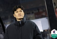 강원 정경호 감독,"승점 1점 중요하지만 간절함 갖고 더 노력해야 한다"[부천톡톡]