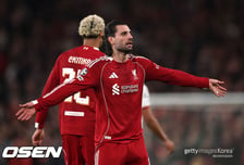 '해냈다!' 리버풀, 1차전 0-1 뒤집고 홈에서 4-0 승리...합산 스코어 4-1로 UCL 8강 안착