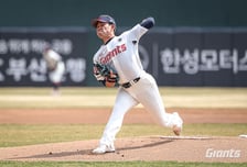 '승무승승승무승' 롯데의 봄 설렌다, 두산 10-3 완파하고 시범경기 1위 질주...김진욱 5⅓이닝 2실점 윤동희 투런포 [부산 리뷰]