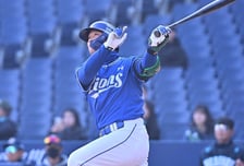 "플라이 하나 치자는 생각이었는데..." 대박! 1768일 만에 터진 전병우의 만루 홈런, 모두가 놀랐다 [오!쎈 창원]