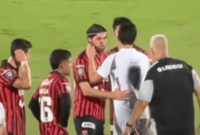 살인태클하고도 뻔뻔했던 살라자르, '진정한 캡틴' 손흥민은 경기 후 그를 용서했다