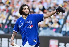 'KBO MVP' 폰세 영입 잘했네! 부상자 속출 토론토, "과한 뎁스가 위기의 팀 구해주고 있다"
