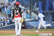 "김영웅 나오면 양현종 우익수 보내야 하나” 이범호의 웃픈 농담 [오!쎈 대구]