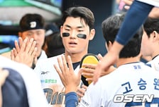 "그걸 왜 이제 얘기해?" 호부지 화들짝…국가대표 유격수 실책-실책-실책-실책, 그럴 선수가 아닌데 [오!쎈 대전]