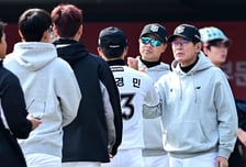 LG 나와라! ML 출신 외인 QS→FA 이적생 홈런까지 터졌다, 사령탑 미소 “개막 앞두고 좋은 타격감, 긍정적” [오!쎈 수원]