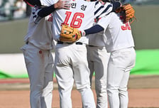 악재 겹쳐도 시범경기 1위…위기에서 독해지고 더 단단해졌다, '언더독' 롯데는 준비됐다
