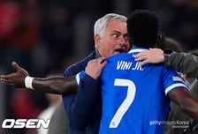 "비니시우스가 자극, 에우제비우도 흑인" 무리뉴 항변에도.. UEFA, '인종차별' 벤피카에 '4만 유로 벌금' 징계