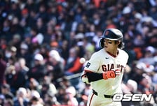 '충격' 이정후 시범경기 타격감 어디갔나, 또 무안타 침묵...팀도 2G 연속 영패, 1안타 굴욕 [SF 리뷰]