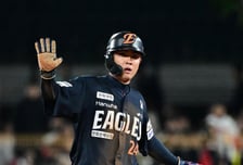 한화 야수→투수 전향 또 나오나? 이미 146km 던졌다…단 "미련 없을 때까지 타자 해보고"