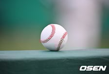 ‘탱탱볼 논란’ 미스테리, 박해민이 2~3걸음 더 나간다더라…그러나 공인구 검사 결과 “정상 범위, 문제없다”