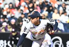 '맥주 세례' 웃으며 맞았다…9R 파이어볼러 감격의 첫 승, 한화 마운드 새로운 희망 되나