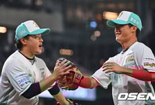 "토다의 첫 승, 너무 바랐다" 한마음으로 만든 첫 승... '2억'에 얻은 170cm 3선발, 롯데 기세 잠재웠다 [오!쎈 창원]